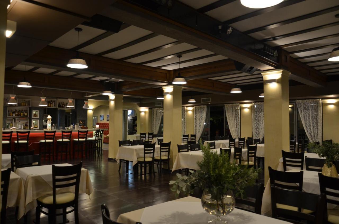Aparthotel Apolafsi Lixouri Exteriér fotografie